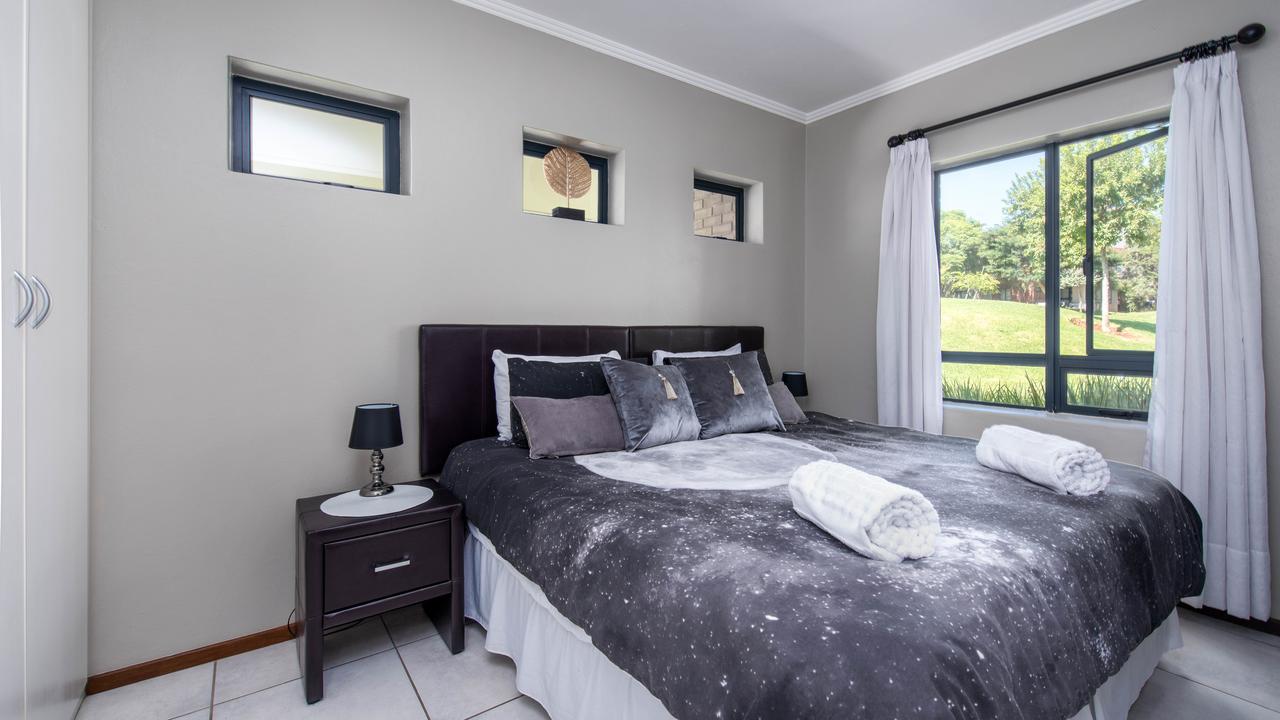 Jozistay @ Jackal Creek Apartments روديبورت المظهر الخارجي الصورة